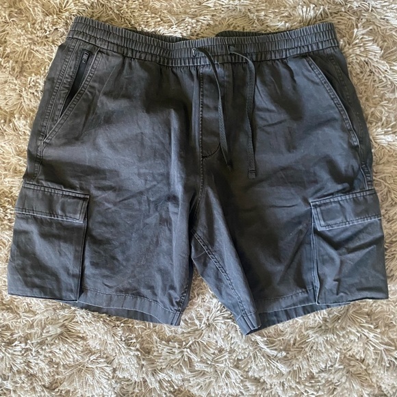 Abercrombie & Fitch x Random Golf Club Mens Court Short Size XL Pull Dark Grey - Picture 3 of 11